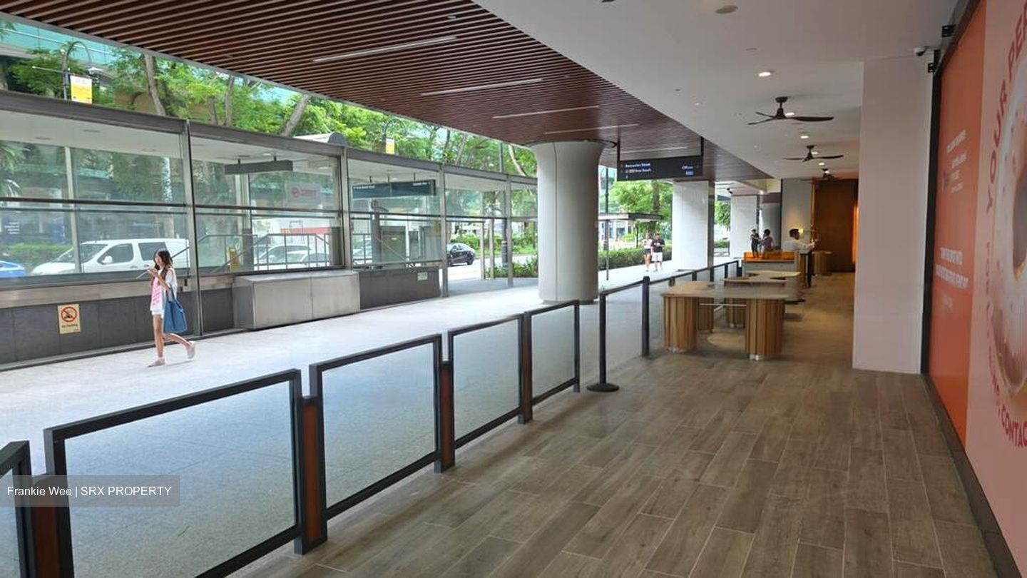Lazada One (D7), Retail #473918871